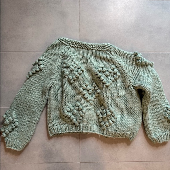 Chunky Knit Green Sweater - Picture 6 of 6